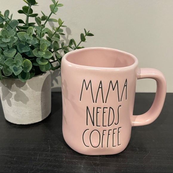 RAE DUNN MAMA NEEDS COFFEE MUG - Picture 1 of 1